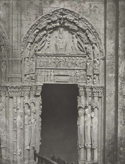 Kathedraal van Chartres: Rechterdeur van het Koninklijk Portaal met Onze-Lieve-Vrouw van Chartres door Charles Nègre