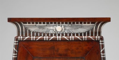 Detail van een Muntkast versierd met zilveren Egyptische emblemen, ca. 1805 door Charles Percier