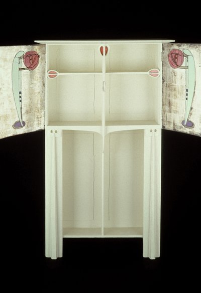 Witte kast ontworpen voor mevrouw Rowat, 1902 door Charles Rennie Mackintosh