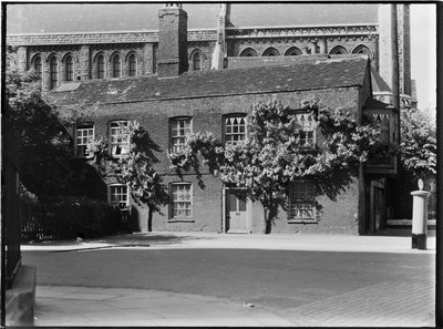 24-26 Queen Street, Hammersmith, Hammersmith en Fulham, Greater London Authority, 1930s door Charles William Prickett