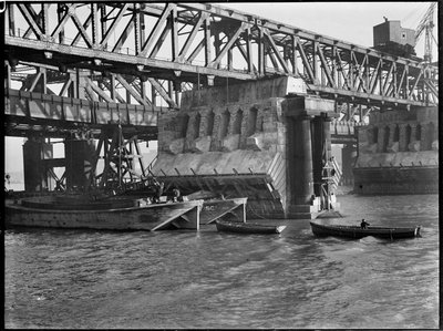 Sloop van de Waterloo Bridge, Lambeth, Greater London Authority, 1936 door Charles William Prickett