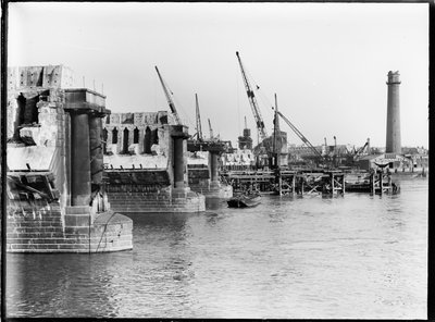Sloop van de Waterloo-brug, Lambeth, Greater London Authority door Charles William Prickett