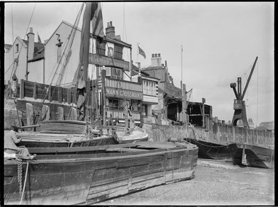 Prospect of Whitby, Wapping Wall, Wapping, Tower Hamlets, Greater London Authority, 1930s door Charles William Prickett