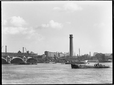 Shot Tower en loodfabriek, Belvedere Road, Lambeth, Greater London Authority door Charles William Prickett