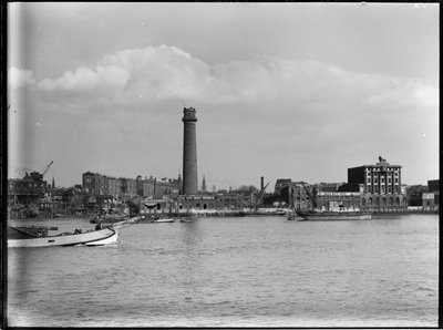Shot Tower en loodfabrieken, Belvedere Road, Lambeth, Greater London Authority door Charles William Prickett