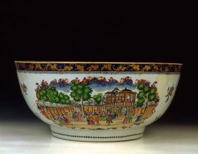 Een famille rose "Londen" punchkom, met een uitzicht op de Grand Walk, Vauxhall Gardens, c.1750-1800 door Chinese School