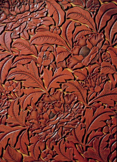 Detail van een gesneden schaal met het merkteken van Xuande (1426-36) aan de onderkant, Chinees door Chinese School