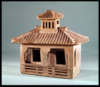 Grafmodel van een huis, Han-dynastie (206 v.Chr.-220 n.Chr.) (terracotta) door Chinese School