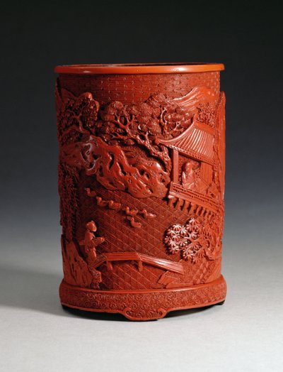 Rode gegoten penseelpot, met de beroemde kalligraaf Wang Hsi-chih (ca. 307-365 AD) zittend in zijn paviljoen, kijkend naar ganzen in een vijver en een jongen die een brug oversteekt, Ching dynastie, Qianlong door Chinese School
