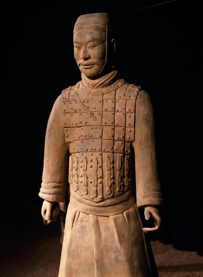 Terracottakrijger, Mausoleum van keizer Qin Shi Huang, 3e eeuw v.Chr. (foto) door Chinese School