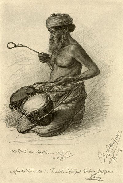 Menika - drummer bij de Tempel van de Tand, Kandy, Ceylon, 1898 door Christian Wilhelm Allers