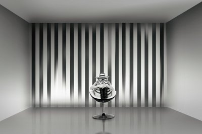 Gestreept kamersculptuurtje door Christine von Diepenbroek