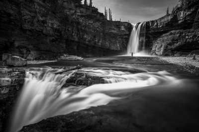 Omarm de majestueuze waterval door Christoph Schaarschmidt