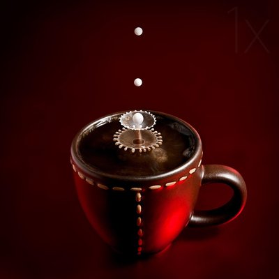 Koffie met een scheutje melk door Christophe Kiciak