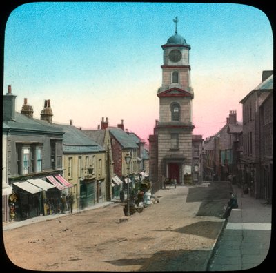 Stadhuis en Marktstraat, Penryn, Cornwall, late 19e of vroege 20e eeuw door Church Army Lantern Department