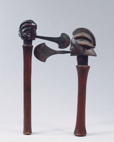 Luba Shankadi bijlen door Congolese Congolese