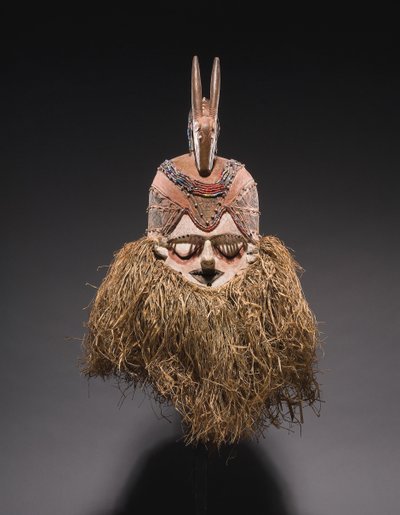 Suku helm masker door Congolese Congolese
