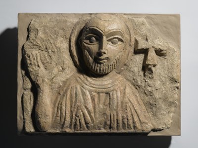 Buste van een Heilige, uit Egypte, 4e-5e eeuw (beschilderde kalksteen) door Coptic Coptic