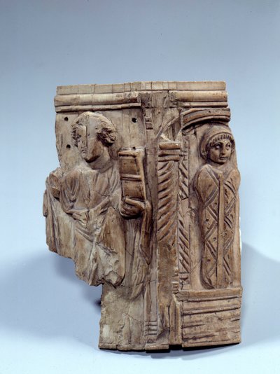 Koptische kunst: fragment van ivoren tablet dat de opstanding van Lazarus voorstelt. 6e eeuw na Christus. Parijs, Louvre Museum door Coptic Coptic