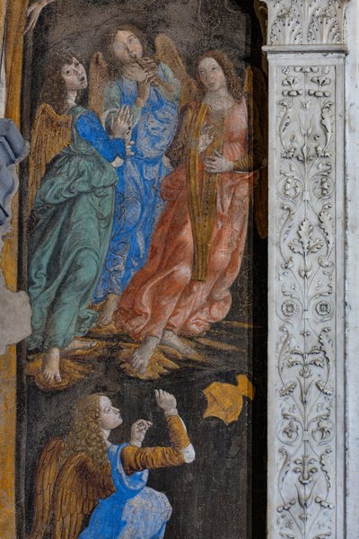 Wonder van het Sacrament: detail met enkele engelen die muziek spelen (fresco) door Cosimo Rosselli