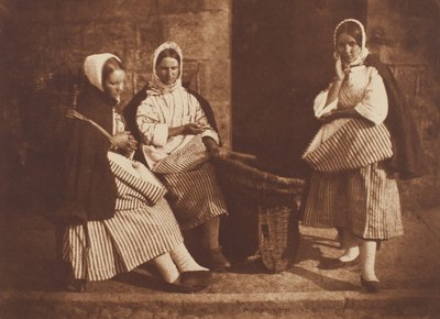 Mevrouw Logan en twee onbekende vrouwen, Newhaven door David Octavius Hill