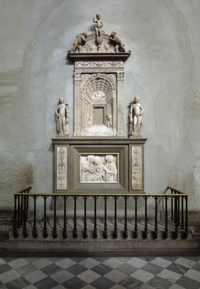 Marmeren tabernakel door Desiderio da Settignano (ca. 1430-1464) 1461 Florence, kerk van San Lorenzo door Desiderio da Settignano