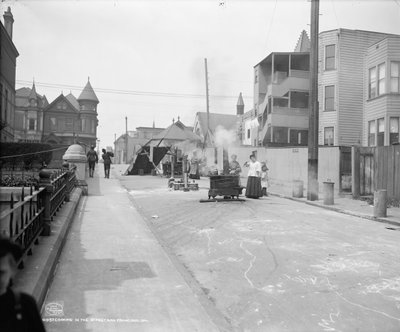 Koken in een straat in San Francisco door Detroit Publishing Co.