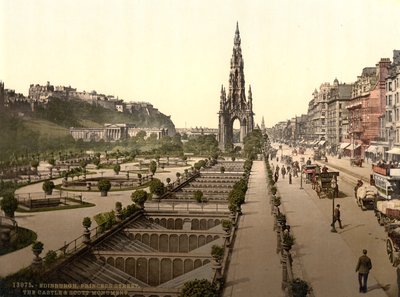 Princes Street, het kasteel en Scott Monument, Edinburgh, ca. 1890-1900 door Detroit Publishing Co.