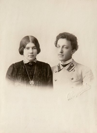 Alexander Blok, Russische dichter, met zijn vrouw Lyuba, ca. 1900s door Dmitri Spiridonovich Zdobnov