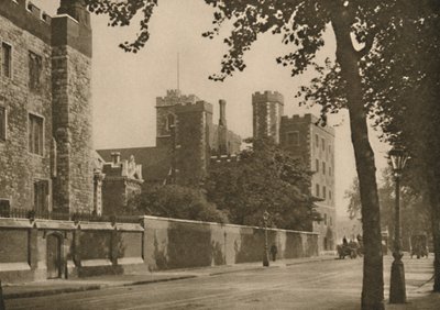 Lambeth Palace, Residentie van de Aartsbisschoppen van Canterbury voor zeven eeuwen, c1935 door Donald McLeish