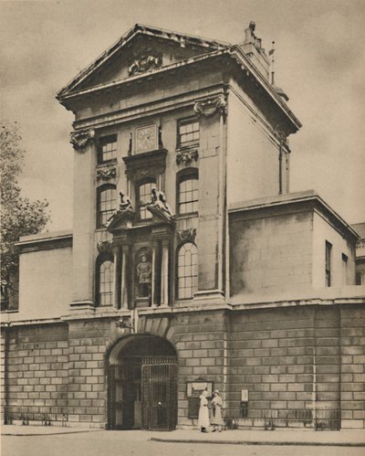 Hoofdingang van St. Bartholomews, Londens oudste ziekenhuis door Donald McLeish