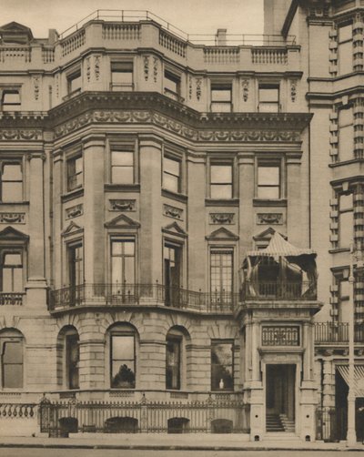 Gebouwen van de Lyceum Club in een historisch huis, ca. 1935 door Donald McLeish