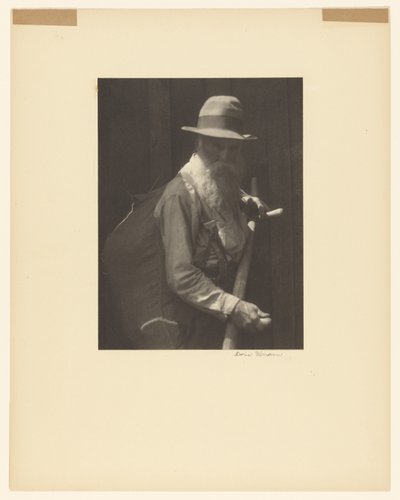 [Boer met zeis]. door Doris Ulmann