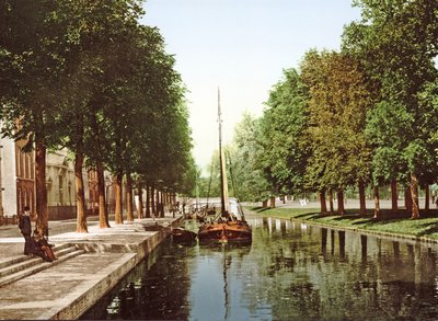 Zeilboot op de Prinsengracht in Den Haag, 1890-1900 door Dutch Photographer