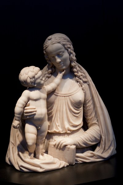 Maagd en Kind, ca. 1525, Kathedraalschat, Sint-Michiels- en Sint-Goedelekathedraal (metaalwerk) door Dutch School