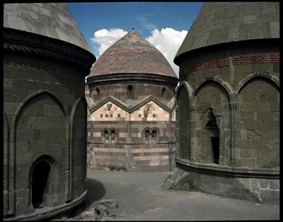 Achthoekig mausoleum van Sultan Turbesi door Dynasty Seljuq