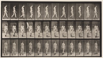 Plaat 22. Wandelen, met hoge hakken aan, 1872-1885 door Eadweard Muybridge