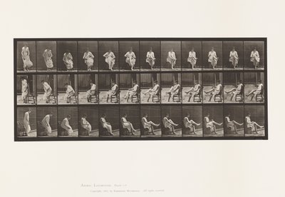 Plaat 417. Toilet; Zitten en Kousen Aantrekken door Eadweard Muybridge