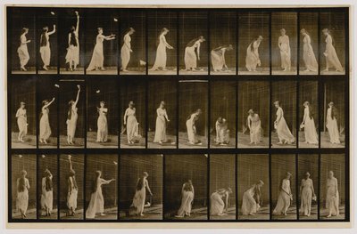 Vrouw gooit zakdoek in de lucht, raapt hem op, uit het boek Animal Locomotion door Eadweard Muybridge