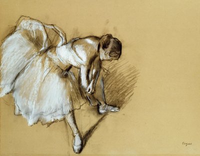 Dancer die haar schoen aanpast, ca. 1890 door Edgar Degas