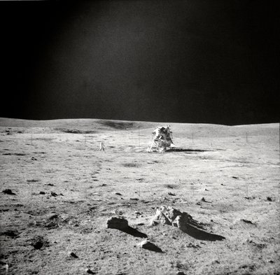 Apollo 14 EVA Uitzicht, maanoppervlak door Edgar Mitchell