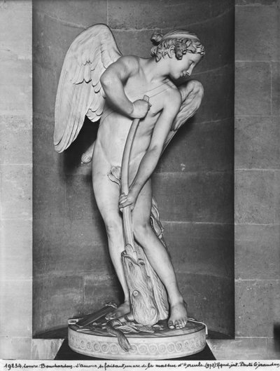 Cupido snijdt zijn boog uit de knuppel van Hercules, 1747-50 door Edmé Bouchardon