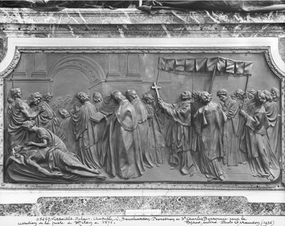 Processie van St. Charles Borromeo om Milaan te genezen van de pest in 1576 (marmer) door Edmé Bouchardon