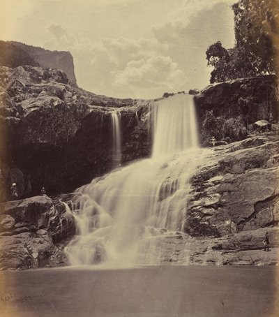 Sentinel Falls door Edmund David Lyon