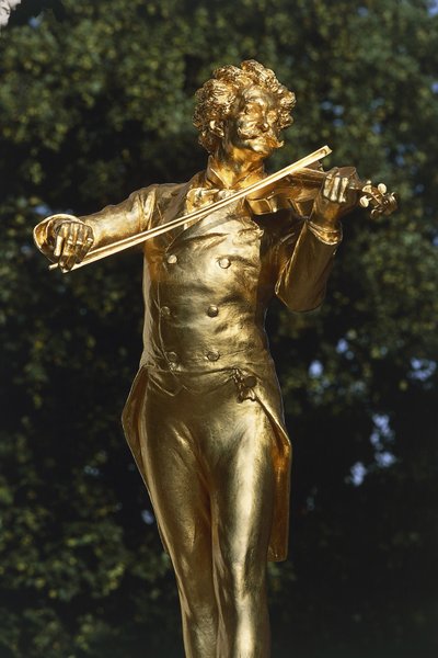 Standbeeld van een muzikant, Johann Strauss Standbeeld, Wenen, Oostenrijk door Edmund Ritter von Hellmer