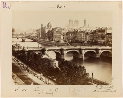 Parijs door Edouard Dontenville