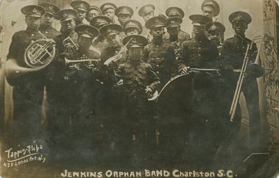 Fotokaart van de Jenkins Orphanage Band, Charleston, South Carolina, 1914 door Edward Elcha