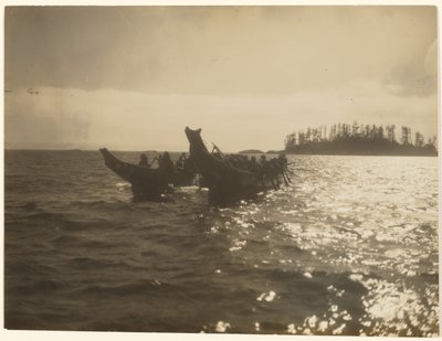 [Waanzinnig dreven ze hun vaartuig over het water]. door Edward S. Curtis