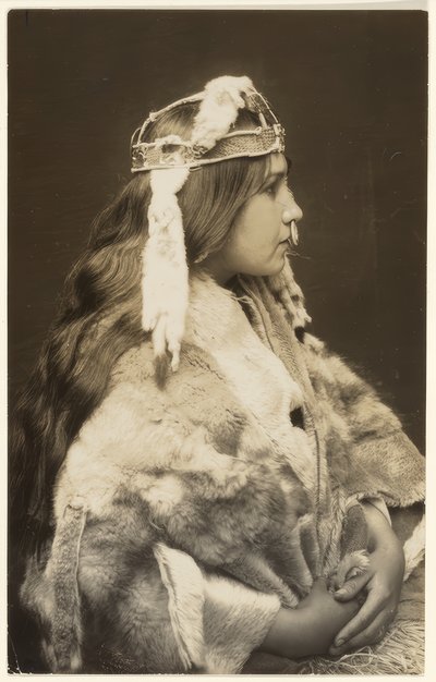 Naida, de trotse prinses door Edward S. Curtis