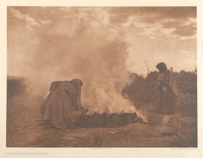 Pottenbakkers in Santa Clara door Edward S. Curtis